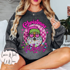 vintage christmas sweatshirt sparkle santa with sunglasses oversized retro top for holiday vibes and festive style y3j3j