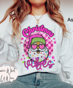 vintage christmas sweatshirt sparkle santa with sunglasses oversized retro top for holiday vibes and festive style zoslz