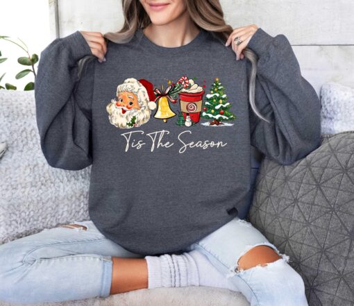 vintage christmas sweatshirt tis the season design comfortable winter apparel for holiday celebrations dwlbk scaled