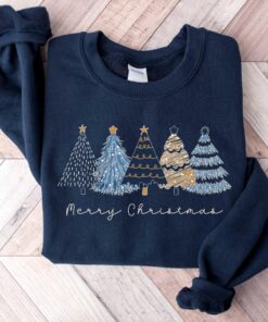 vintage christmas sweatshirt tis the season design with cake tree print for women holiday apparel mxlqd scaled