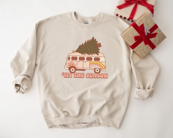 vintage christmas sweatshirt tis the season hippie camper crewneck retro design for women comfortable holiday apparel r7l5g