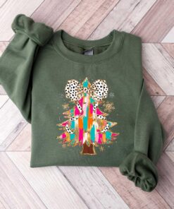 vintage christmas sweatshirt with bow tree design and matching t shirt for holiday celebrations and santa coquette style u60qz