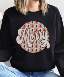 vintage christmas sweatshirt with checkered design featuring merry vintage tree for trendy oversized family holiday apparel o91eg