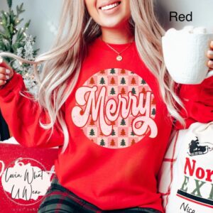 vintage christmas sweatshirt with checkered design featuring merry vintage tree for trendy oversized family holiday apparel tat9j