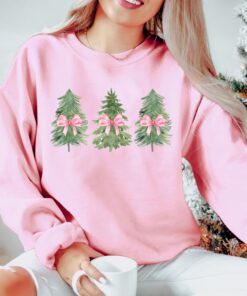 vintage christmas sweatshirt with coquette bow design and tree print for women ideal for holiday gatherings and festive celebrations sgjbq scaled