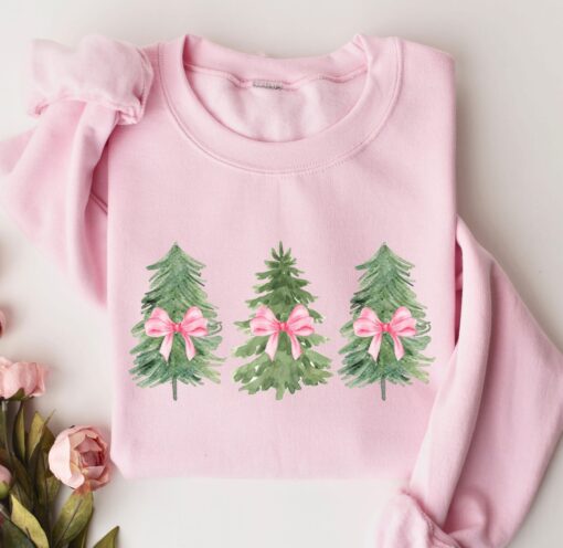 vintage christmas sweatshirt with coquette bow design and tree print for women ideal for holiday gatherings and festive celebrations ugv9g scaled