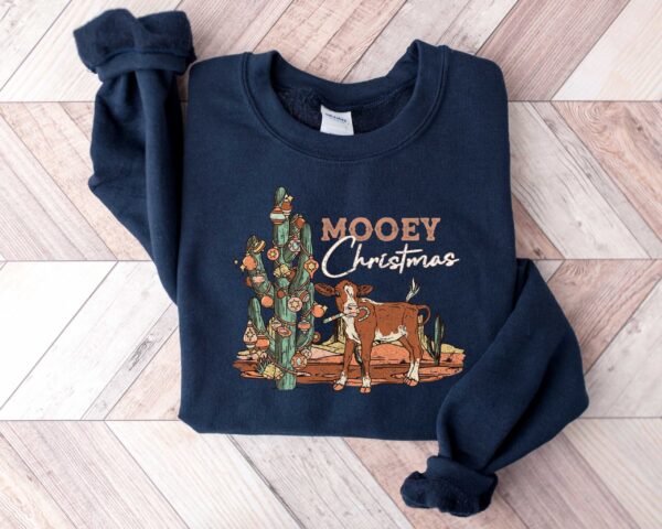 vintage christmas sweatshirt with cow print design for western style holiday celebrations comfortable adult crewneck sweater 37bzd scaled