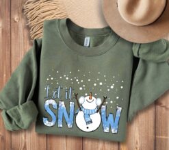 vintage christmas sweatshirt with cute snowman design for women comfortable holiday crewneck winter apparel tii52 scaled