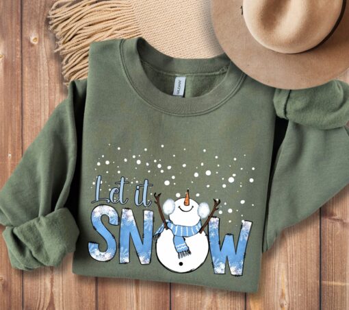 vintage christmas sweatshirt with cute snowman design for women comfortable holiday crewneck winter apparel tii52 scaled