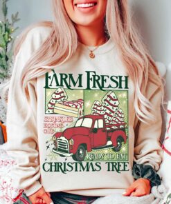 vintage christmas sweatshirt with farm fresh tree design for women and cake hoodie style ideal for winter celebrations 5mzte