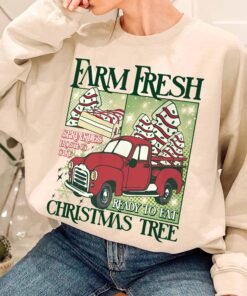 vintage christmas sweatshirt with farm fresh tree design for women and cake hoodie style ideal for winter celebrations dcowx