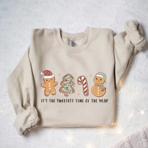 vintage christmas sweatshirt with gingerbread and cookies design for holiday celebrations dmnam scaled