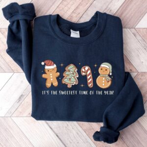 vintage christmas sweatshirt with gingerbread and cookies design for holiday celebrations dnkkz scaled