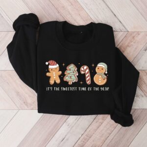 vintage christmas sweatshirt with gingerbread and cookies design for holiday celebrations mu2ka scaled