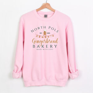 vintage christmas sweatshirt with gingerbread bakery design for women trendy and comfortable holiday apparel 5duxq