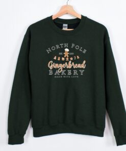 vintage christmas sweatshirt with gingerbread bakery design for women trendy and comfortable holiday apparel fx6re scaled