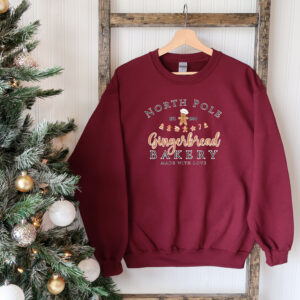 vintage christmas sweatshirt with gingerbread bakery design for women trendy and comfortable holiday apparel lkbqs