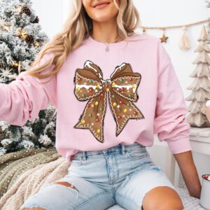 vintage christmas sweatshirt with gingerbread design and bow detail for women tzmzg scaled