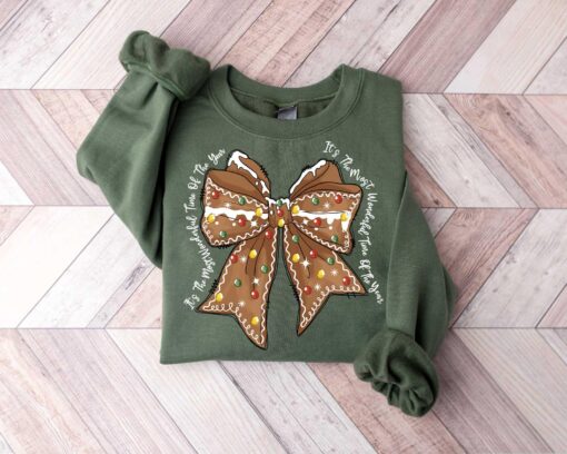 vintage christmas sweatshirt with gingerbread design for holiday cheer and seasonal style 5dsbb