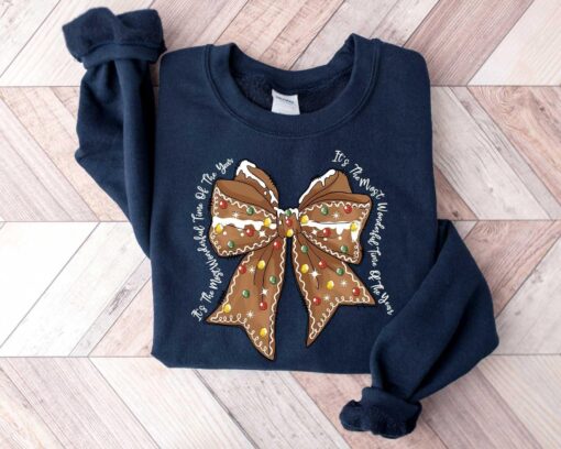 vintage christmas sweatshirt with gingerbread design for holiday cheer and seasonal style tnqyn