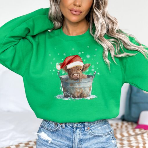 vintage christmas sweatshirt with highland cow design for western and southern style country holiday wear jnupn