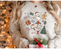 vintage christmas sweatshirt with little things doodles design for women ideal for christmas parties and holiday gatherings fqnuw