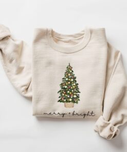 vintage christmas sweatshirt with merry and bright design for holiday celebrations comfortable crewneck style for festive outfits bt8lk scaled