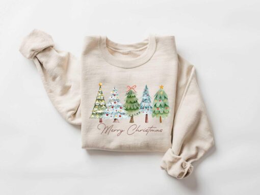 vintage christmas sweatshirt with merry bright trees design for women holiday winter shirt for festive celebrations and comfort e0r6m