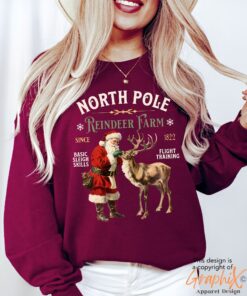 vintage christmas sweatshirt with north pole reindeer design retro style long sleeve shirt for holiday celebrations gazxz