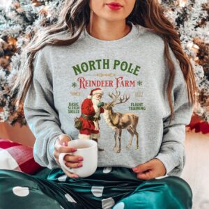 vintage christmas sweatshirt with north pole reindeer design retro style long sleeve shirt for holiday celebrations ul2hr