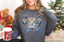 vintage christmas sweatshirt with nutcracker design and faux sequin detail for women holiday crewneck wear 4wslx