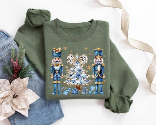 vintage christmas sweatshirt with nutcracker design and faux sequin detail for women holiday crewneck wear mroqz