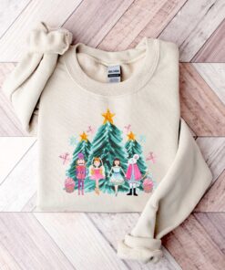 vintage christmas sweatshirt with nutcracker design for holiday celebrations and festive outfits 5f6wg scaled