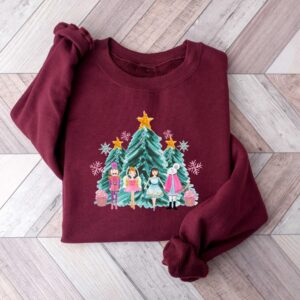 vintage christmas sweatshirt with nutcracker design for holiday celebrations and festive outfits nkzgr scaled