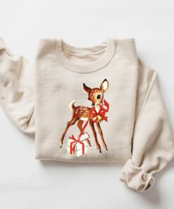 vintage christmas sweatshirt with retro reindeer design for women funny holiday apparel for seasonal celebrations iit8k