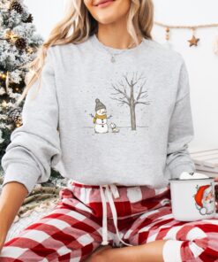 vintage christmas sweatshirt with snowman design for women comfortable crewneck style for holiday celebrations and festive outfits ii9sd scaled