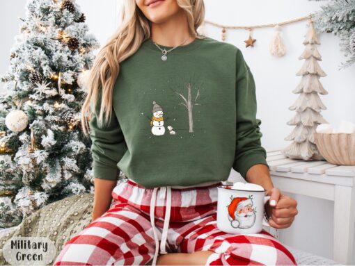 vintage christmas sweatshirt with snowman design for women comfortable crewneck style for holiday celebrations and festive outfits ocfqo scaled