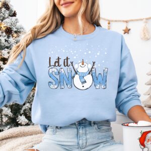 vintage christmas sweatshirt with snowman design let it snow crewneck funny holiday shirt for women emcgm