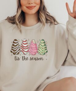 vintage christmas sweatshirt with tree cake design for holiday celebrations and festive gatherings f2buz scaled