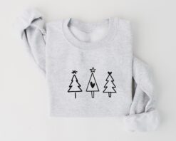 vintage christmas sweatshirt with tree drawing for women minimalist crewneck for holiday season and boho style jymrv