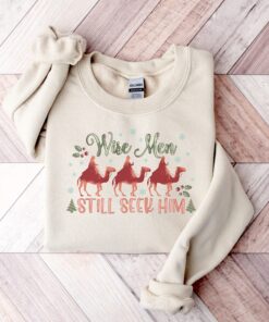 vintage christmas sweatshirt with wise men still seek him design jesus is the reason for the season religious apparel 5suqi scaled