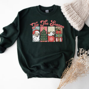 vintage christmas sweatshirt womens crewneck retro santa design for holiday celebrations 6cifw