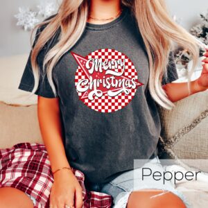 vintage christmas t shirt checkered retro design for new year party comfortable crewneck style merry and bright theme htwo4