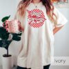 vintage christmas t shirt checkered retro design for new year party comfortable crewneck style merry and bright theme k5do3