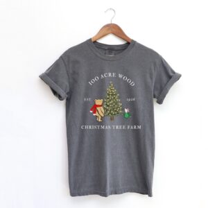 vintage christmas t shirt featuring winnie the pooh and piglet for kids and adults classic holiday design for festive winter celebrations hw7as