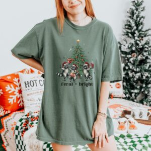 vintage christmas t shirt feral raccoon design funny holiday tee with christmas tree graphic ideal for winter celebrations kxwfh