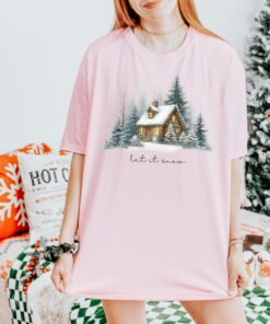 vintage christmas t shirt for winter cabin adventures featuring let it snow design and pine tree loungewear comfort xmbmh scaled