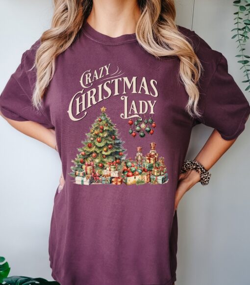 vintage christmas t shirt for women funny retro design featuring crazy christmas lady theme wes3i