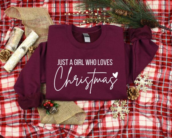 vintage christmas t shirt for women just a girl who loves christmas fun jesus lover design for holiday parties x8vhv scaled