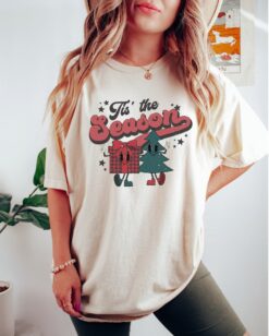 Vintage Christmas T Shirt for Women  Comfort Colors Graphic Tee  Funny Xmas Shirt with Holiday Design